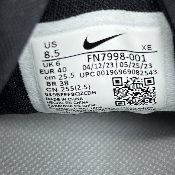 Nike Vomero 17 Size 8.5 Womens Wide Black White Anthracite Running Shoes - Picture 13 of 13